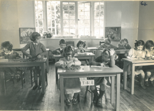 1949 - pupils working